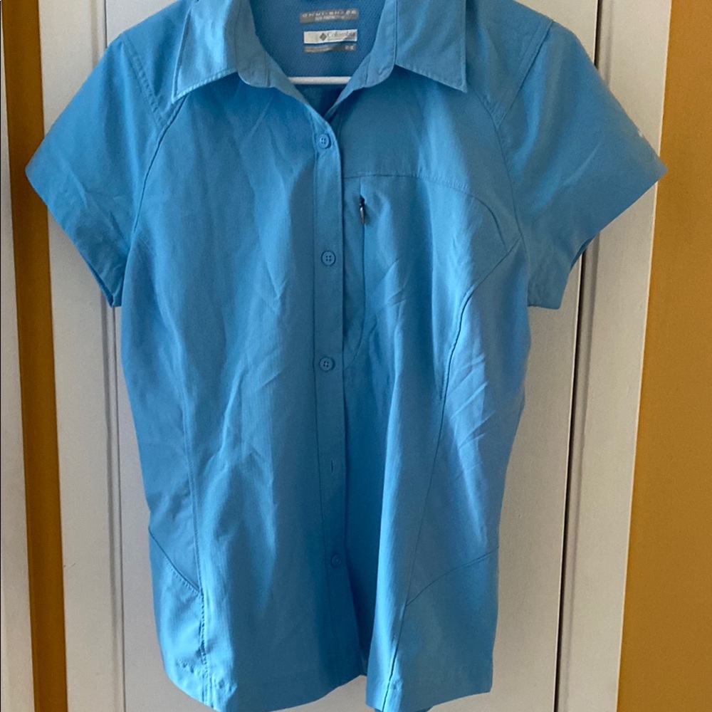 Columbia Omni Shade Sun Protection Blue Short Sleeve Button-Up Shirt